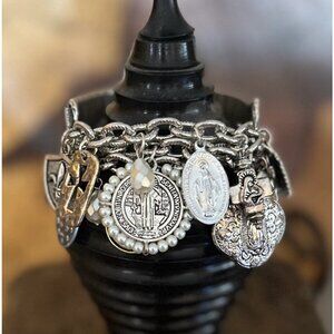 NWT Amy Kaplan Jewelry Design Vintage Silver Charm Bracelet
